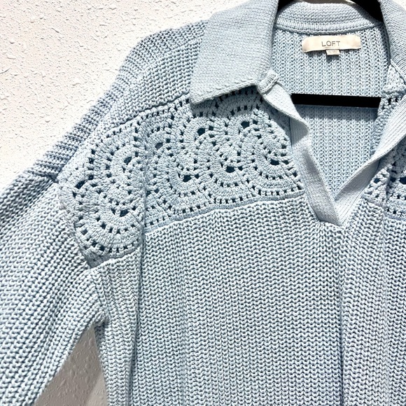 LOFT 100% cotton crochet yoke Light Blue V-Neck Sweater XL - Picture 8 of 10